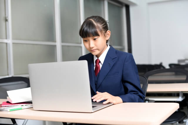 中学生に必要な力が身につく|本格的なプログラミング教育の効果とは